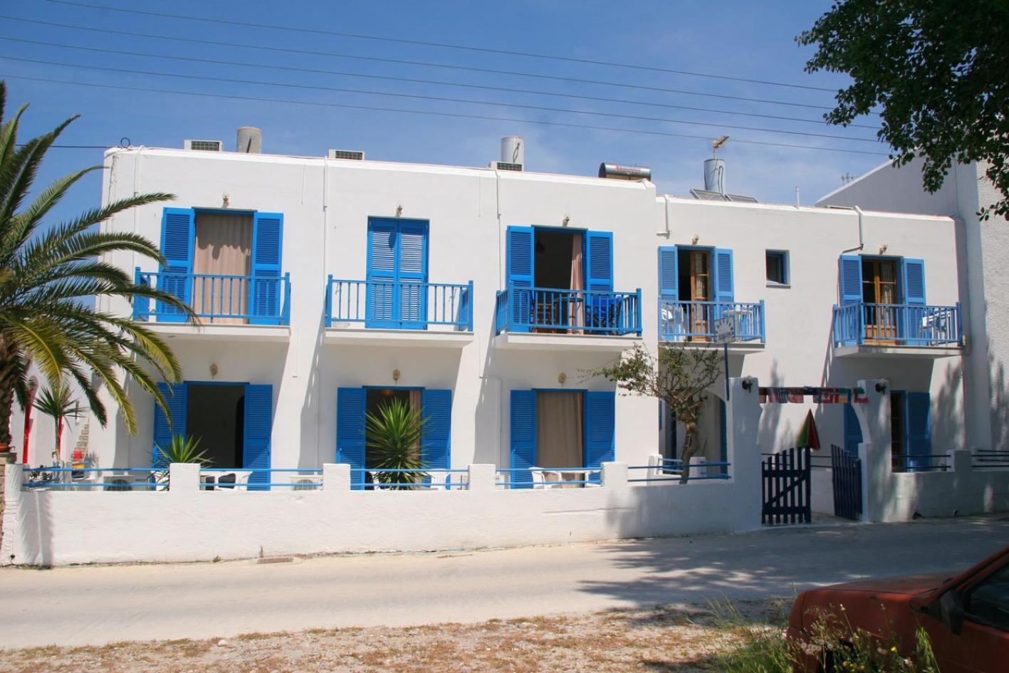 Pension Piertzovani Hotel Párosz Kültér fotó
