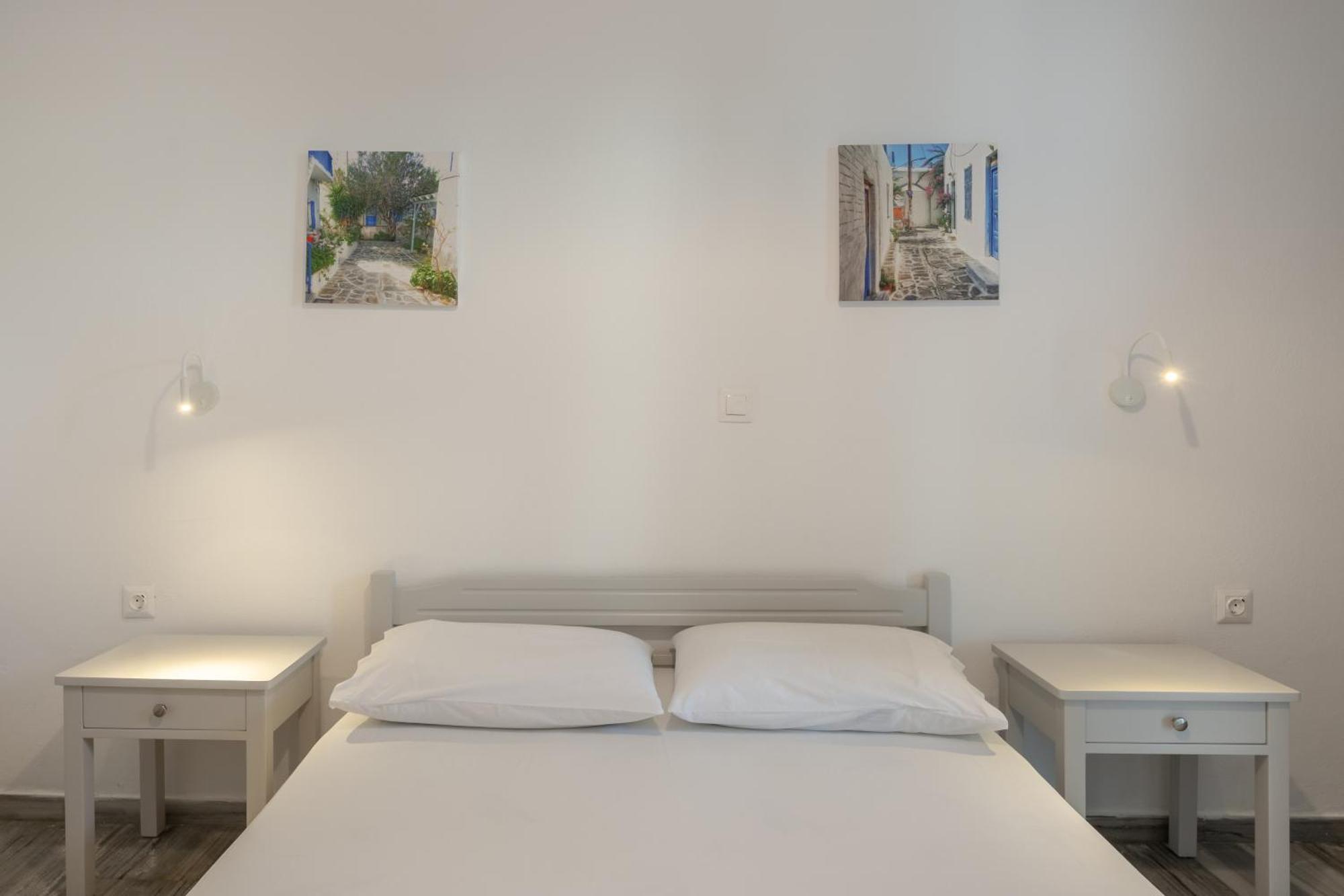 Pension Piertzovani Hotel Párosz Kültér fotó