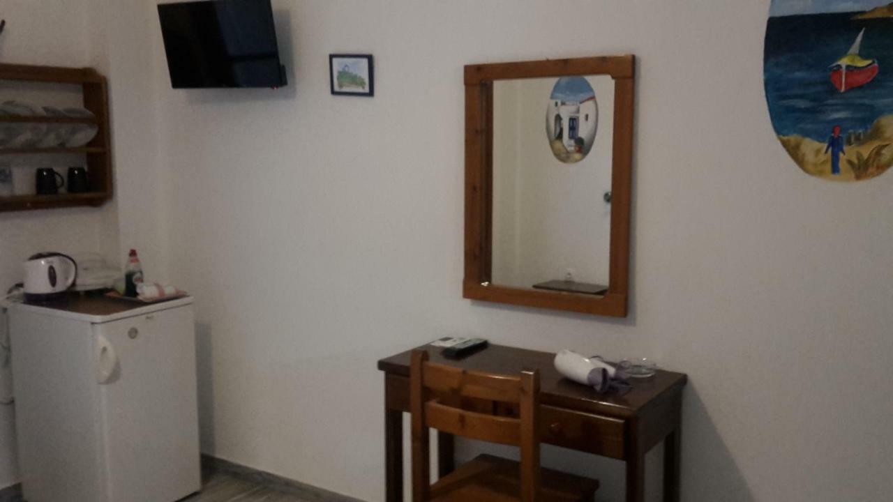 Pension Piertzovani Hotel Párosz Kültér fotó